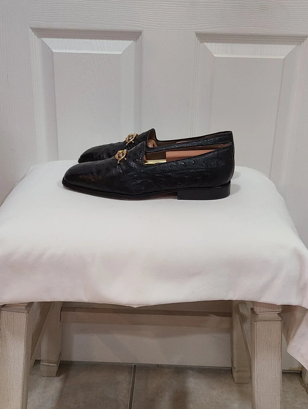 Giorgio Brutini Black Leather Slip-On Loafers with Gold Accent 9.5